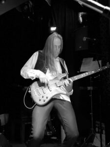 Caylash live on stage, Foto: Hannes Voigt